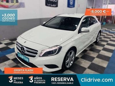 Usado Mercedes A180 Urban 109 CV (80 kW) 2013 Blanco Utilitario