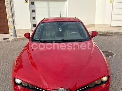 Rojo Usado 2006 Alfa Romeo 159 Berlina | 3500 €