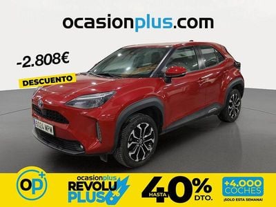 Usado Toyota Yaris Hybrid Active 116 CV (85 kW) 2024 Rojo Pickup/Camioneta