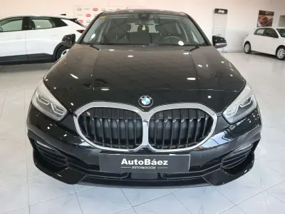 Usado BMW 118 136 CV (100 kW) 2020 Negro Utilitario