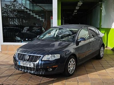 Usado VW Passat Advance 140 HP (102 kW) 2007 Cinzento Sedan