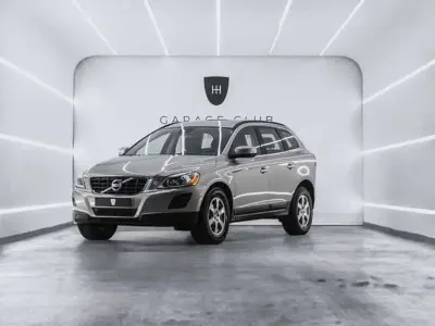 Usado Volvo XC60 Momentum 163 CV (119 kW) 2011 Gris SUV