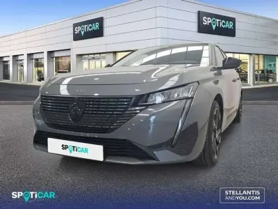 Usado Peugeot 308 Allure 136 CV (100 kW) 2024 Gris Berlina