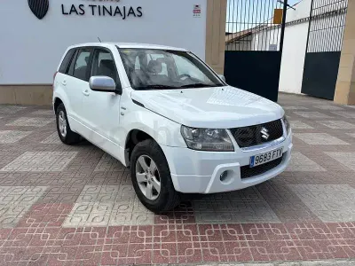 Usado Suzuki Grand Vitara 129 CV (94 kW) 2007 Blanco SUV