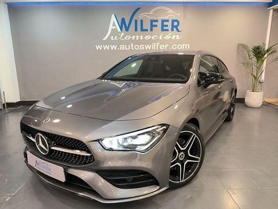 Usado Mercedes CLA220 Shooting Brake AMG line 190 CV (139 kW) 2022 Gris / plata Familiar