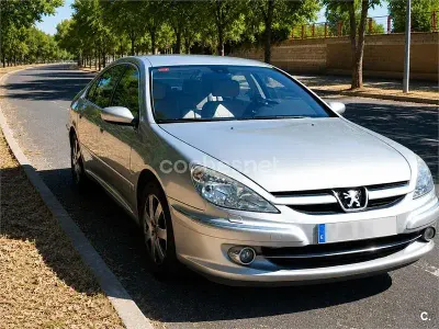 Usado Peugeot 607 136 CV (100 kW) 2005 Beige Berlina