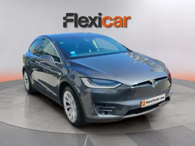 Usado Tesla Model X 386 kW (525 CV) 2018 Gris SUV