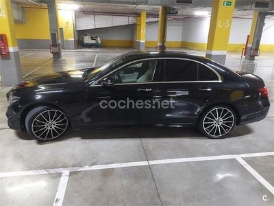 Usado Mercedes E220 194 CV (142 kW) 2020 Negro Berlina