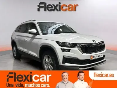 Usado Skoda Kodiaq Ambition 150 HP (110 kW) 2022 Branco SUV
