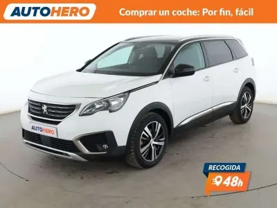 Usado Peugeot 5008 Allure 131 CV (96 kW) 2019 Blanco SUV