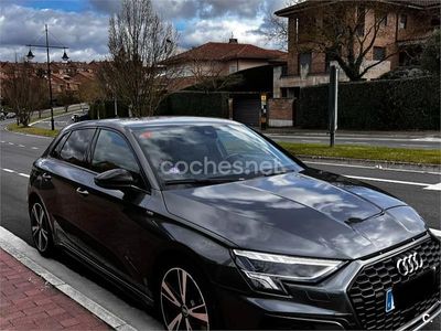 Usado Audi A3 150 CV (110 kW) 2021 Gris / plata Berlina