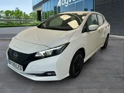 Usado Nissan Leaf Acenta 160 kW (218 CV) 2022 Blanco Utilitario