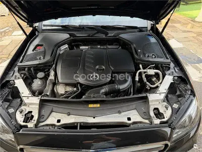 Usado Mercedes E220 194 CV (142 kW) 2017 Negro Berlina