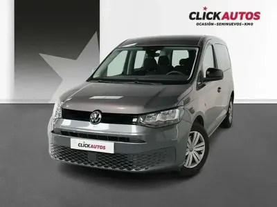Usado VW Caddy 102 CV (75 kW) 2025 Gris Monovolumen