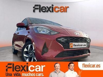Usado Hyundai i10 67 CV (49 kW) 2023 Rojo Utilitario
