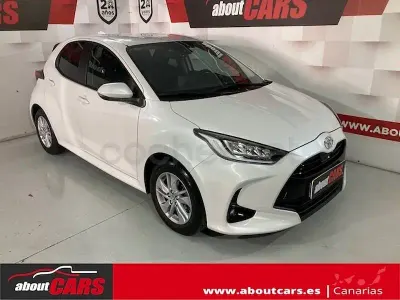 Usado Toyota Yaris 125 CV (91 kW) 2022 Blanco Utilitario