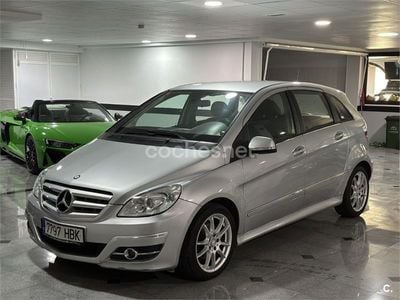Mercedes B180