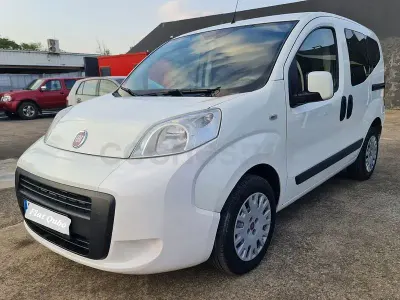 Usado Fiat Qubo Dynamic 95 CV (69 kW) 2014 Blanco Monovolumen