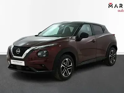 Usado Nissan Juke N-Connecta 114 CV (83 kW) 2025 Burgundy black SUV