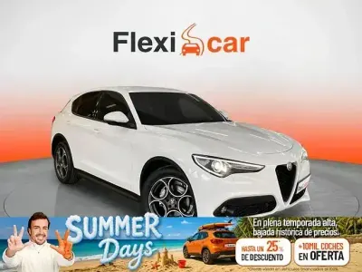 Usado Alfa Romeo Stelvio Sprint 160 CV (117 kW) 2022 Blanco SUV