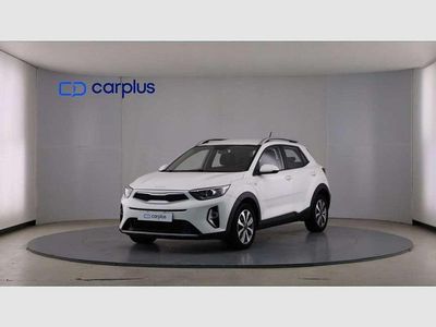 Blanco Usado 2022 Kia Stonic SUV | 13.990 € (Precio justo)