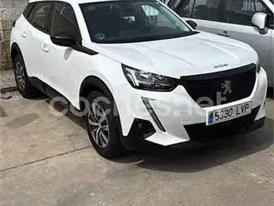 Usado Peugeot 2008 Active 110 CV (80 kW) 2021 Blanco SUV