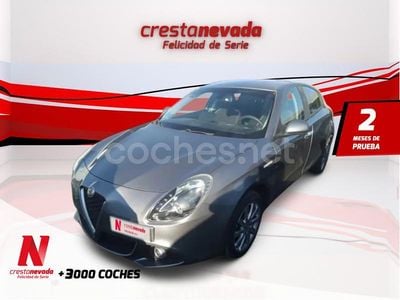Gris / plata Usado 2021 Alfa Romeo Giulietta Super Berlina | 16.990 € (Precio justo)
