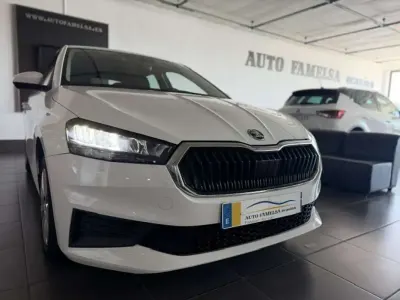 Usado Skoda Fabia Ambition 80 CV (58 kW) 2023 Blanco Utilitario