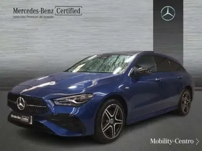 Usado Mercedes CLA250e Shooting Brake 219 CV (161 kW) 2025 Azul Familiar