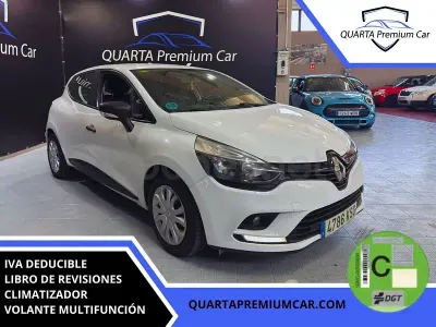 Usado Renault Clio IV Business 75 CV (55 kW) 2018 Blanco Berlina