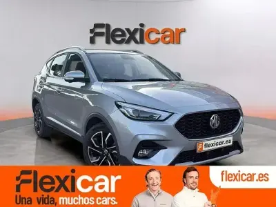 Usado MG ZS Luxury 111 CV (81 kW) 2023 Gris SUV