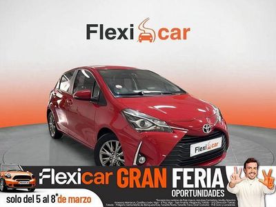 Usado Toyota Yaris Active 69 CV (50 kW) 2018 Rojo Berlina