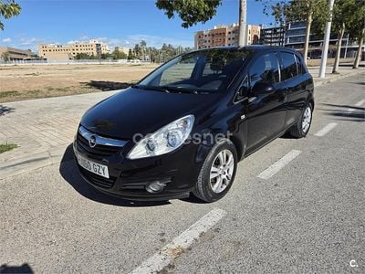Usado Opel Corsa 85 CV (62 kW) 2010 Negro Utilitario