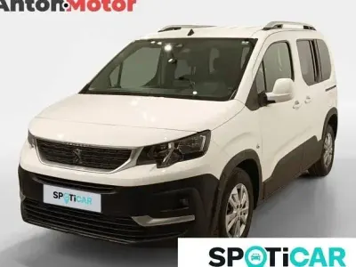 Usado Peugeot Rifter Active 130 CV (95 kW) 2020 Monovolumen