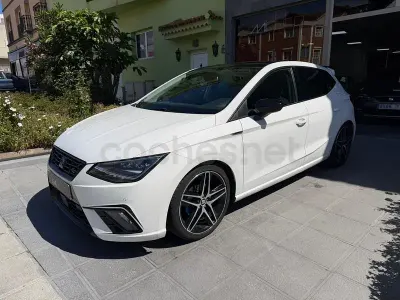 Usado Seat Ibiza FR 115 CV (84 kW) 2019 Blanco Utilitario