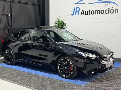 Usado BMW M135 Comfort Edition 300 CV (220 kW) 2025 Negro Utilitario