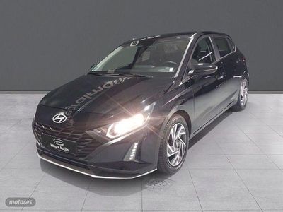 Usado Hyundai i20 84 CV (61 kW) 2023 Negro Utilitario
