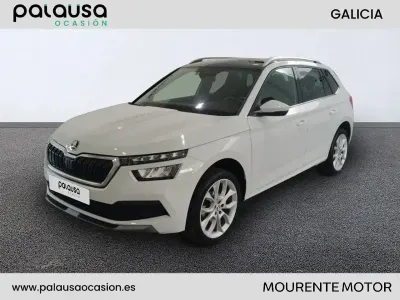 Usado Skoda Kamiq Sport 110 CV (80 kW) 2023 Blanco SUV