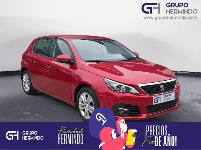Usado Peugeot 308 Active 130 CV (95 kW) 2021 Rojo Berlina