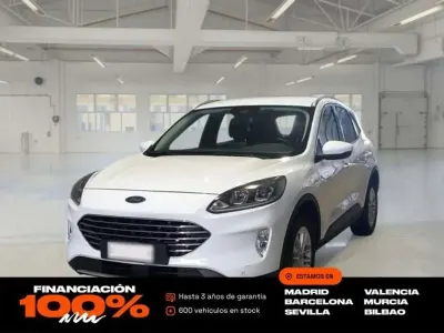 Używany Ford Kuga Business Edition 226 KM (166 kW) 2022 Biały SUV