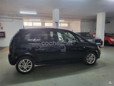 Usado Opel Meriva Enjoy 100 CV (73 kW) 2006 Negro Monovolumen