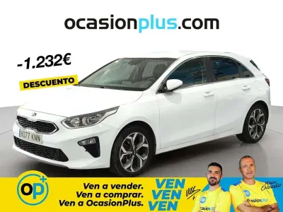 Usado Kia Ceed 120 CV (88 kW) 2018 Blanco Utilitario
