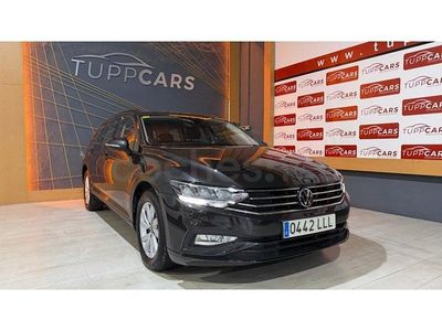 Usado VW Passat Business 122 CV (89 kW) 2021 Gris / plata Familiar