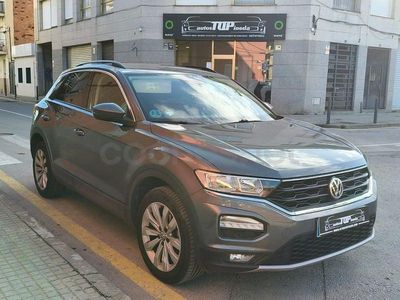 Usado VW T-Roc Advance 115 CV (84 kW) 2020 Gris / plata SUV