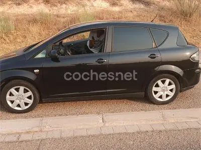 Usado Seat Toledo Style 140 CV (102 kW) 2008 Negro Utilitario