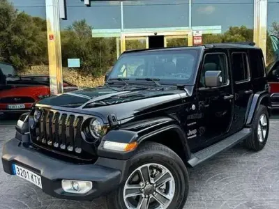 Usado Jeep Wrangler Sahara 200 CV (147 kW) 2019 Negro SUV
