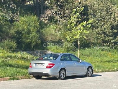 Usado Mercedes C220 Avantgarde 170 CV (125 kW) 2013 Gris / plata Berlina