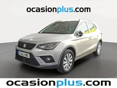 Usado Seat Arona Style 95 CV (69 kW) 2019 Gris plata SUV