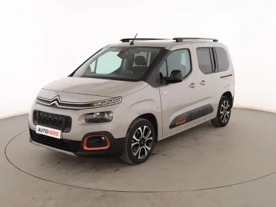 Usado Citroën Berlingo Shine 131 CV (96 kW) 2020 Beige Monovolumen