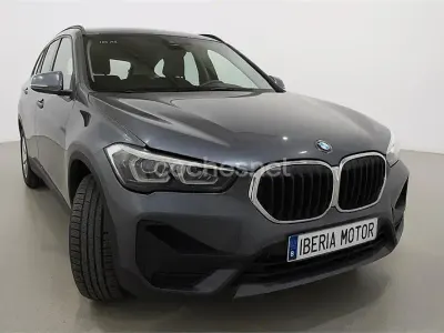 Usado BMW X1 116 CV (85 kW) 2022 Gris / plata SUV